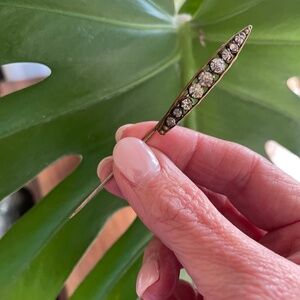 VTG Victorian Stick-Pin, Crescent-Moon Top & Clear Stones in Copper Tone Metal